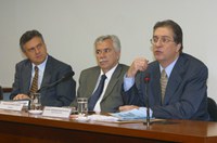 FERNANDO NEVES QUER MAIOR RIGOR NAS REGRAS DE FINANCIAMENTO DAS CAMPANHAS