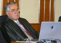 TSE JULGA RECURSOS CONTRA O SENADOR PAULO OCTÁVIO