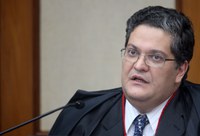 Ministro nega liminar a deputado estadual do Paraná acusado de infidelidade partidária