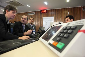 Urnas eletrônicas 2010: terminam os testes de segurança sem violações ao sistema