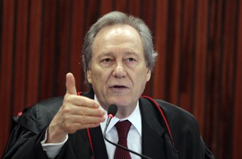 Presidente do TSE indica limite para doações de empresas criadas no ano da eleição